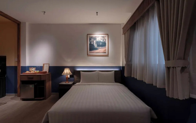 The Lamp Boutique House