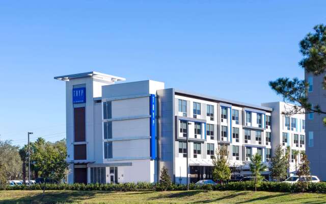 TRYP by Wyndham Orlando