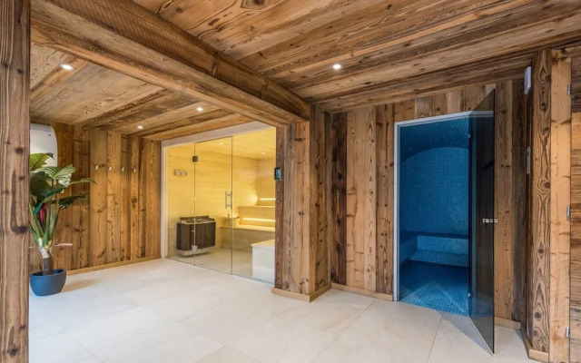 Chalet Le Rouge Morzine - By EMERALD