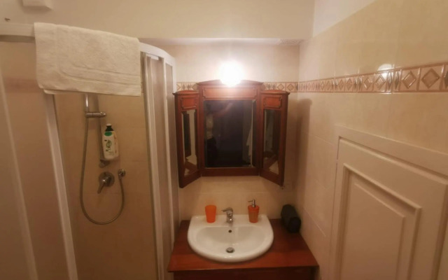 Canal View Studio Flat