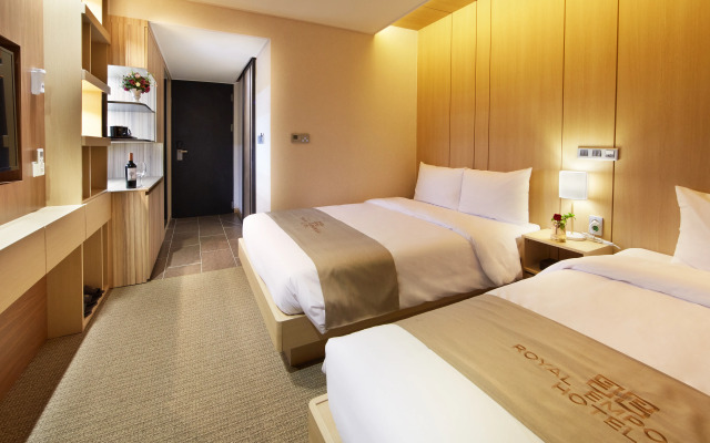 Royal Emporium Incheon Airport Hotel