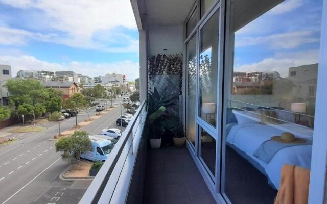 beautiful apartment 100mts near the beach in Port Melbourne