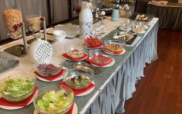 Yuwa Serviced ApartHotel