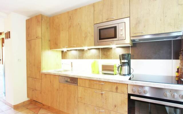 Chalet With Terrace in Niederndorf/kufstein