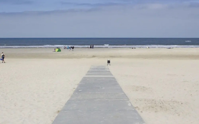 Holiday Home Vakantiepark 't Eibernest Texel