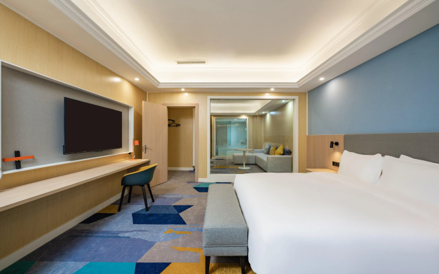 Holiday Inn Express Chengdu Tianfu Square by IHG