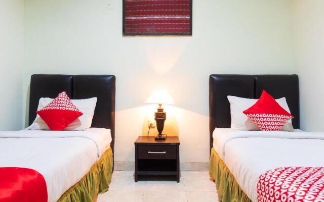 Super OYO 1682 Greenia Hotel