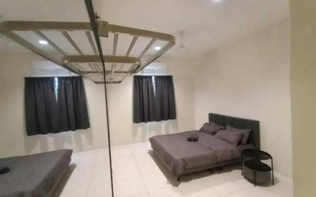 SPOT ON 91018 Sunshine Bnb Concept Service