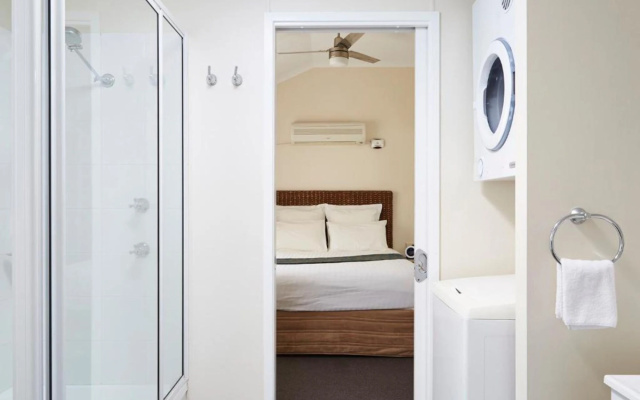 NRMA Merimbula Beach Holiday Resort – Guest Rooms – Merimbula
