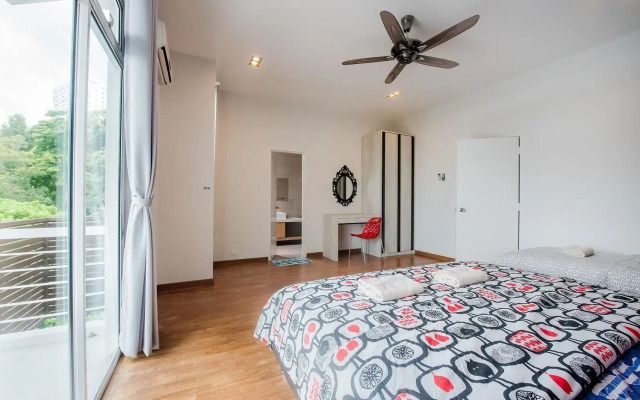 New Corner Shamrock Beach Villas Seaview