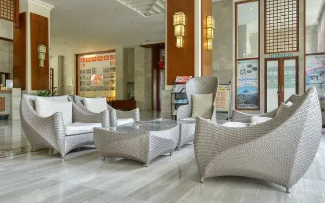 Zhujiang Crystal Hotel