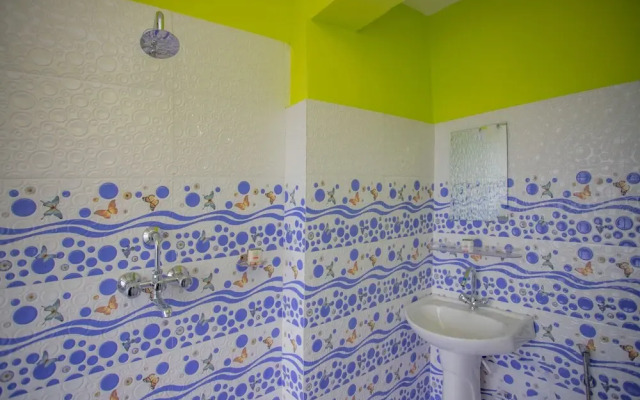 Oyo 589 Hotel Trimurti