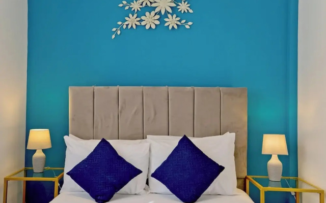 Imperial Middlesex Street Apartments