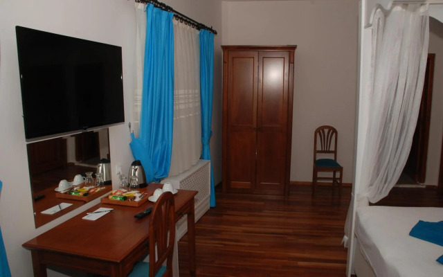 Mavi Inci Park Otel