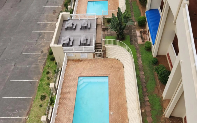 Beachside 3 bed apartment with stunning seaviews