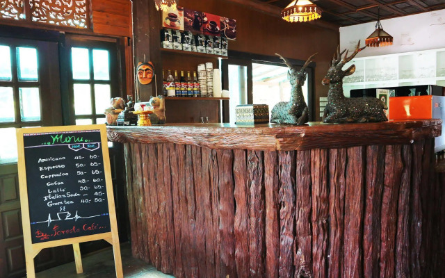 Baan Baitan Resort