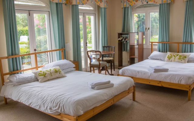 Highwaymans Self Catering Guest House