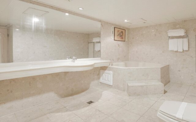 Forbes Hotel
