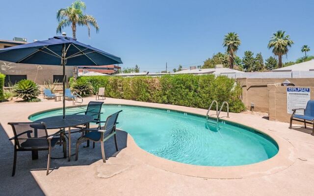 Relaxing 2BR Pool by WanderJaunt