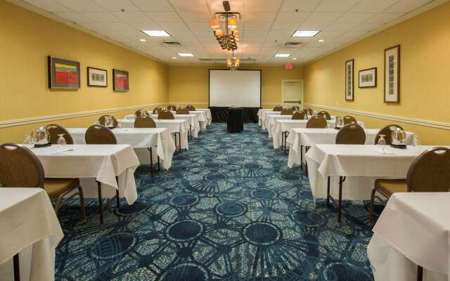 Holiday Inn Cleveland Strongsville Arpt