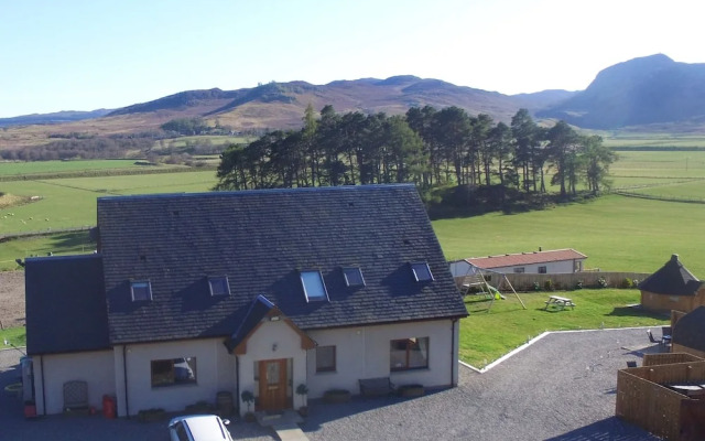 Tigh an Each B&B & Laggan Glamping