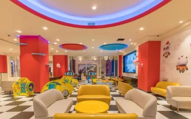 Chimelong Panda Hotel