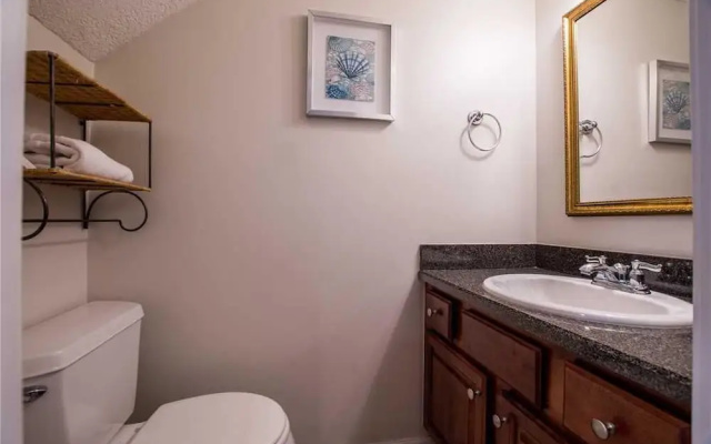 Sea Haven 216 - Two Bedroom Condo