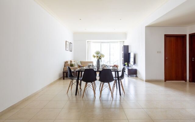 Elegant & Spacious 2BR Apartment In Dubai Marina