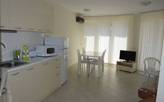 Apartments in Admiral Plaza Aparthotel