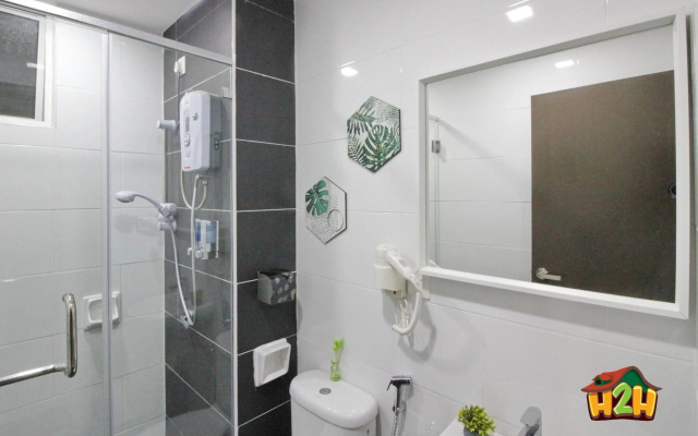 H2H - Neo Casual - Majestic Ipoh Town Center - 8pax – Bathroom – Ipoh