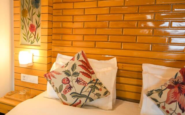 Royal Comfort Regency