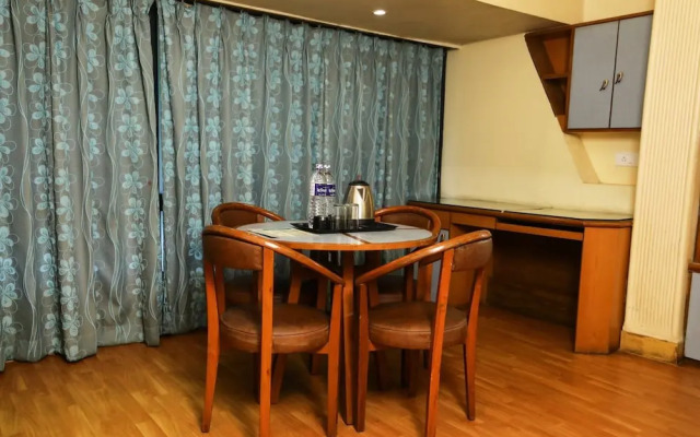 Seasons Service Apartments Hotel Pune