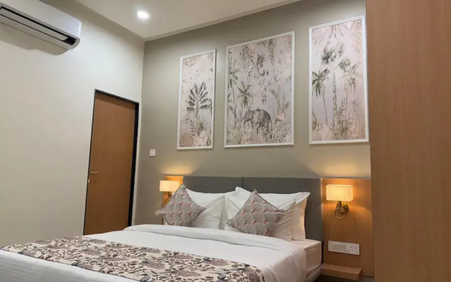 Hotel Aura By Arihant