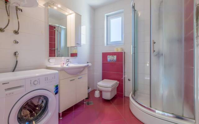 Apartments Petak Novi