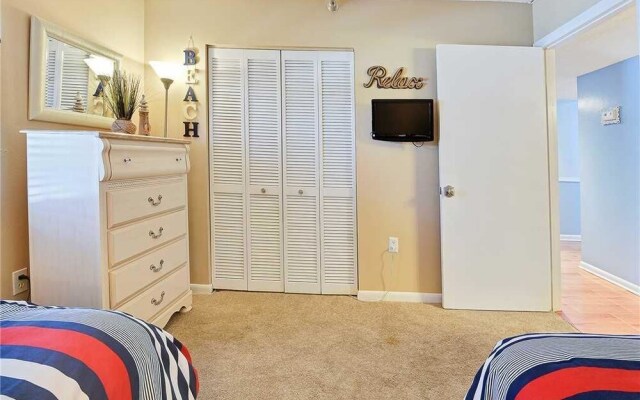 Jacksonville Beachdrifter 406 - Two Bedroom Condo