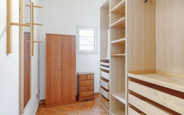 Maqueda Balcony Apartment
