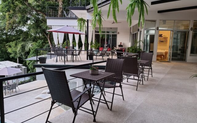 Vista Ocean Suites