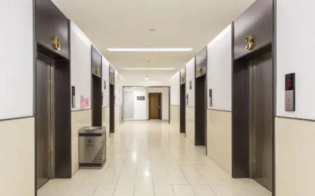Blueberry Chain Hotel Apartment (Linyi Taisheng Plaza )