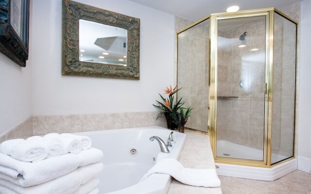 Crb0716 2 Bedroom Condo