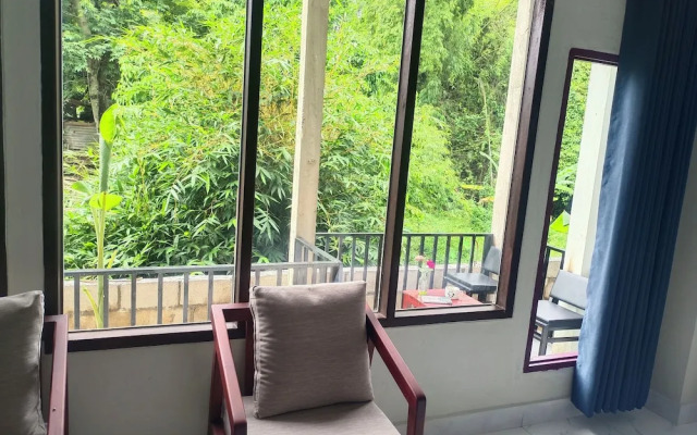 Vang Vieng Champa Hotel