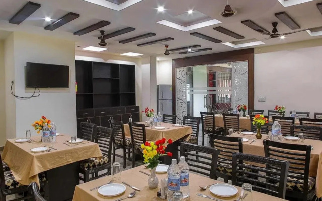 Hotel Maa Gayatri India