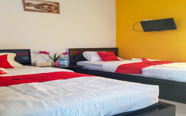 RedDoorz near RSUD Kota Luwuk