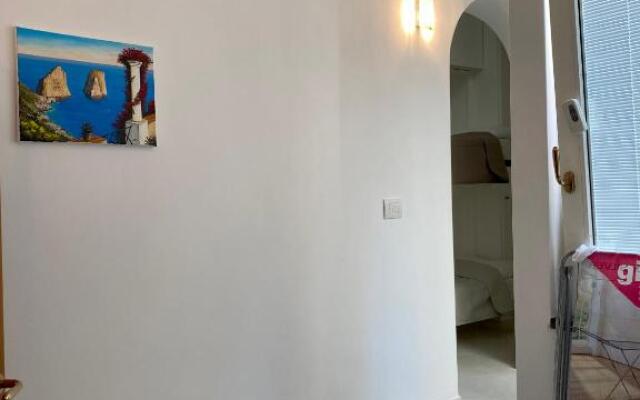 Suite Posterus 5