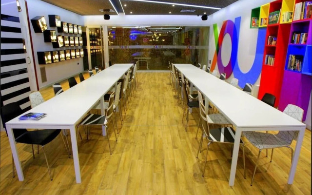 Urban Youth Hostel
