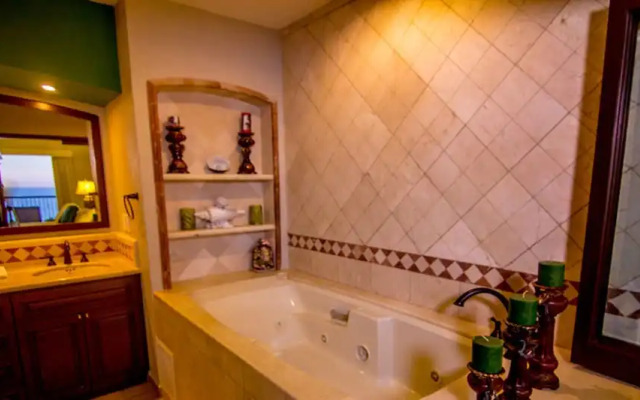 Sonoran Sky 3BR 802 Upper Sky by Casago