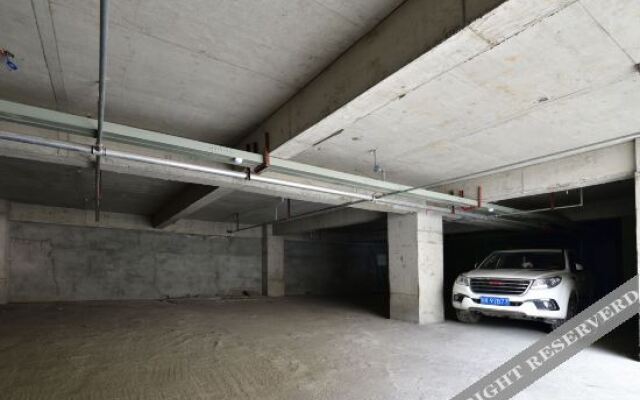 Yajiang Kangba Hanzi Hotel