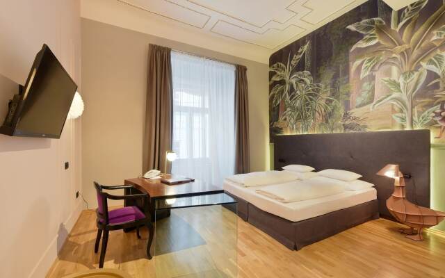 Boutique Hotel Dom - Rooms & Suites