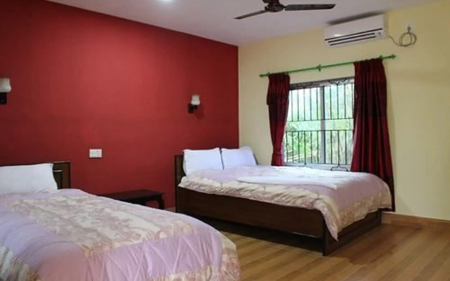 Chitwan Safari Camp & Lodge