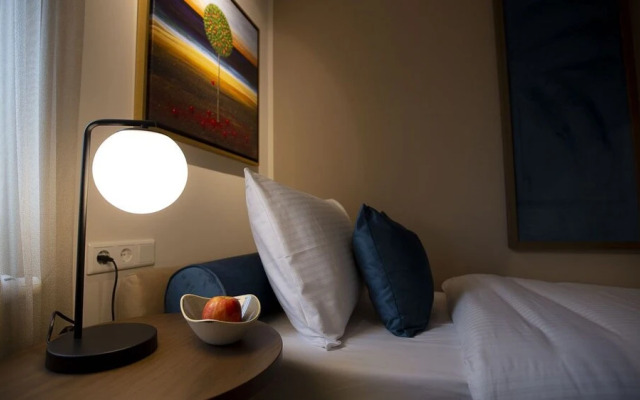 Delphi Hotel & Restaurant