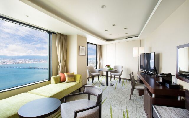 Lake Biwa Otsu Prince Hotel